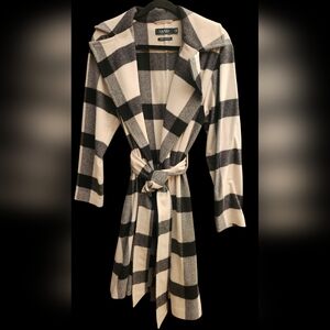 ❤️ HOST PICK ❤️ Trending Ralph Lauren Cream & Black Plaid  Wool Coat